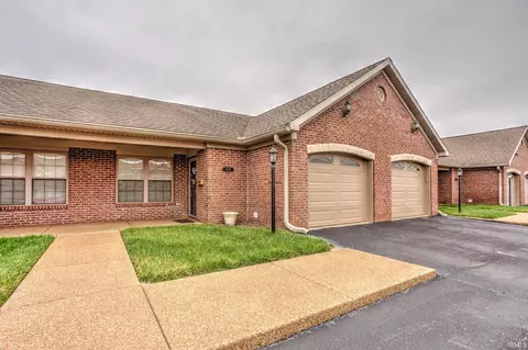 3030 Shady Hollow Trl, Evansville, IN 47715