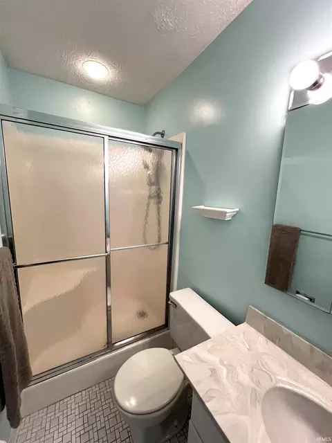 Bath - 701 E Waterloo Ct, Bloomington, IN 47401 photo 3 of 3