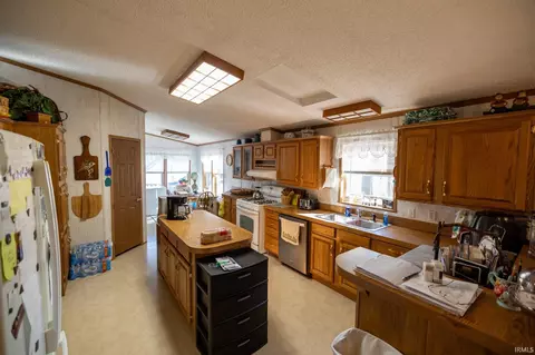 2461 E 700 S, Macy, IN 46951 photo 11