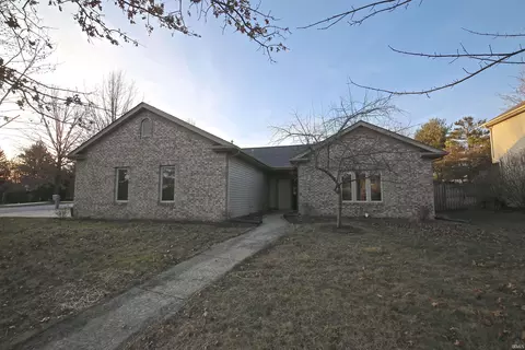 2509 E Cedarwood Cir, Bloomington, IN 47401