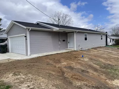 721 Mansfield St, Plymouth, IN 46563