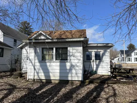 513 E Main St, Peru, IN 46970 photo 2