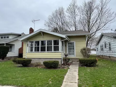 1216 Pontiac St, Rochester, IN 46975