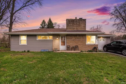2810 Calumet Ave, Elkhart, IN 46514