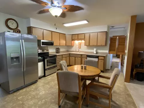 4138 W Doyle Ave, Bloomington, IN 47403 photo 3