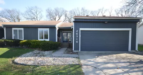 26316 Quail Ridge Dr, Elkhart, IN 46514