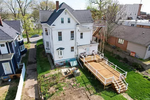 Exterior - 126 E 4th St, Mount Carmel, IL 62863 photo 2 of 8
