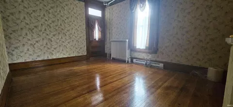 Other - 126 E 4th St, Mount Carmel, IL 62863 photo 1 of 4