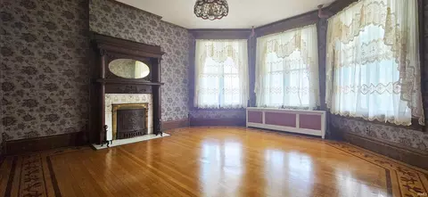 Living - 126 E 4th St, Mount Carmel, IL 62863 photo 1 of 5
