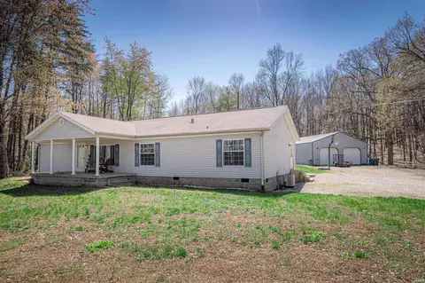499 Humphrey Rd, Lynnville, IN 47619