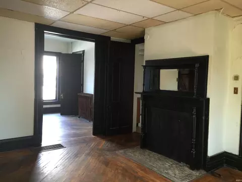 115 E 8th St, Bloomington, IN 47401 photo 6