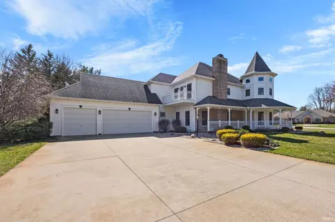 21446 Edgefield Ct, Bristol, IN 46507