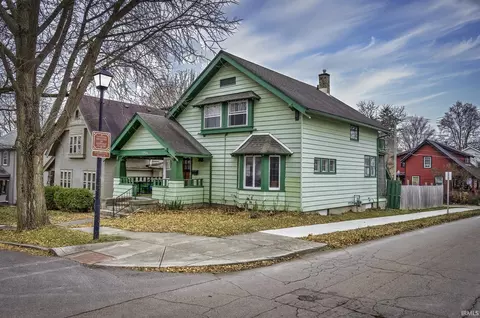 2904 Shawnee Dr, Fort Wayne, IN 46807
