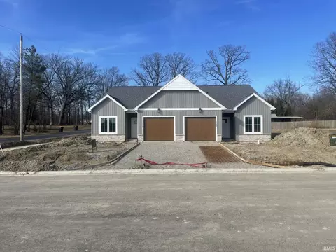 1018 Emilee Ct, Fort Wayne, IN 46825