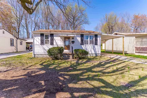 1521 Bowers Ln, Evansville, IN 47710