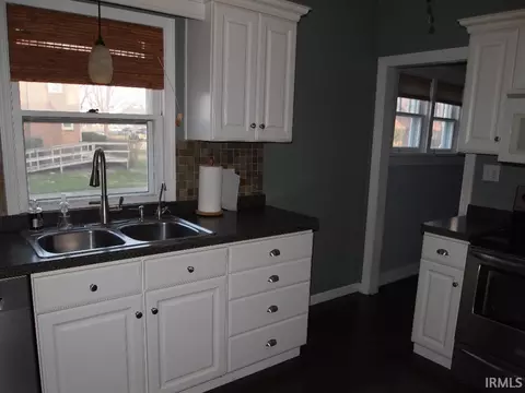476 E Marion St, Nappanee, IN 46550 photo 15