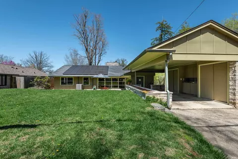 1304 E University St, Bloomington, IN 47401 photo 28