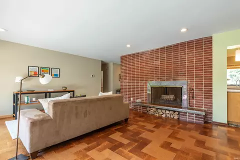 1304 E University St, Bloomington, IN 47401 photo 6