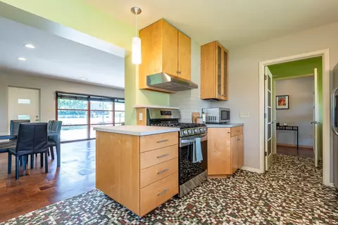 1304 E University St, Bloomington, IN 47401 photo 11