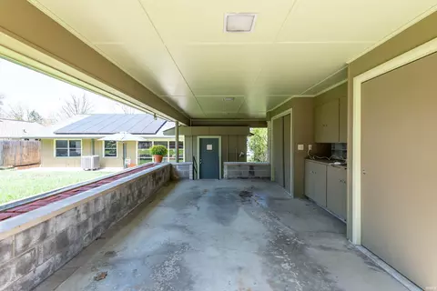 1304 E University St, Bloomington, IN 47401 photo 32