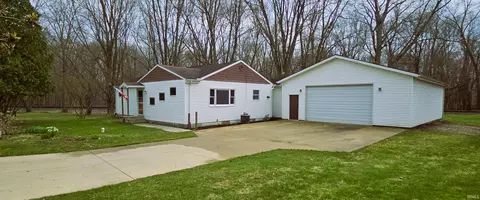 206 Wedrick Dr, Warsaw, IN 46580