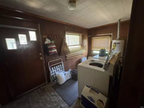 402 W Hancock Ave, Mitchell, IN 47446 photo 13