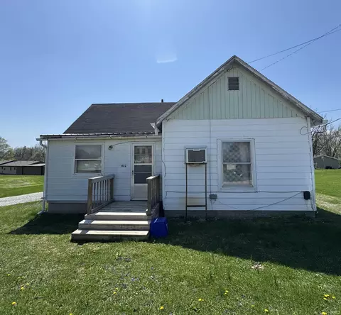 402 W Hancock Ave, Mitchell, IN 47446 photo 1