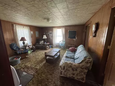 402 W Hancock Ave, Mitchell, IN 47446 photo 10