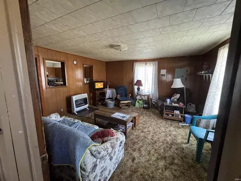 402 W Hancock Ave, Mitchell, IN 47446 photo 8