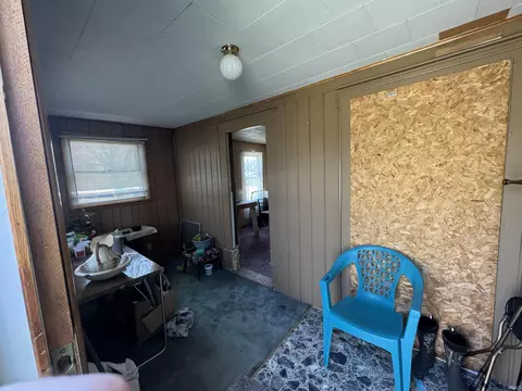 402 W Hancock Ave, Mitchell, IN 47446 photo 6