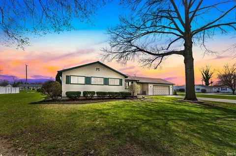 304 Morton Ln, Ossian, IN 46777