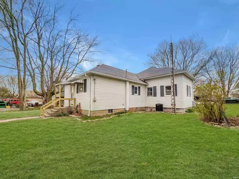 5854 N County Road 930 E, Forest, IN 46039 photo 3