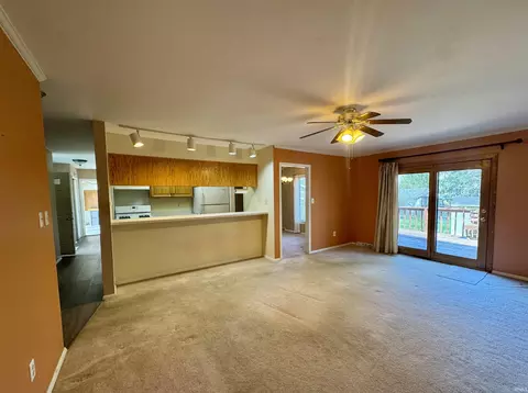 1402 Elliston Dr, Bloomington, IN 47401 photo 11