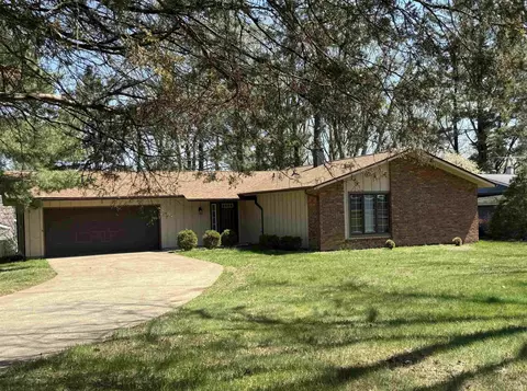 1402 Elliston Dr, Bloomington, IN 47401 photo 1