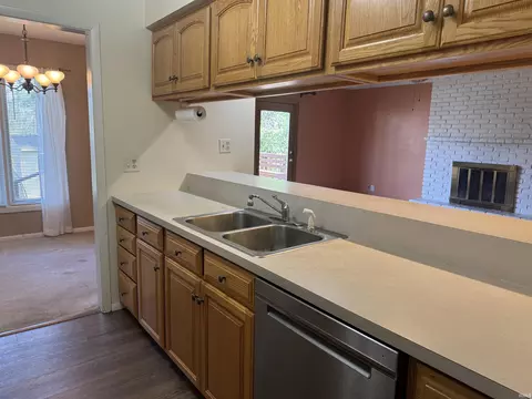 1402 Elliston Dr, Bloomington, IN 47401 photo 7