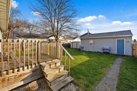 815 E 9th St, Auburn, IN 46706 photo 19