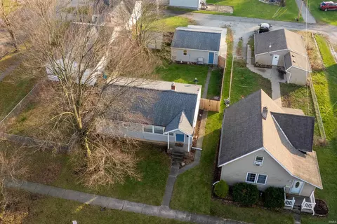 815 E 9th St, Auburn, IN 46706 photo 28