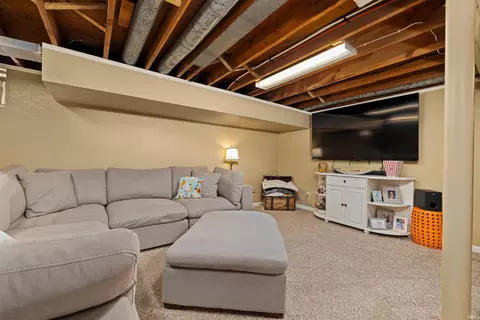 815 E 9th St, Auburn, IN 46706 photo 14