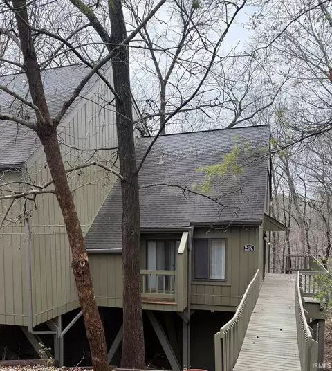 9410 Lake Ridge Dr, Bloomington, IN 47401