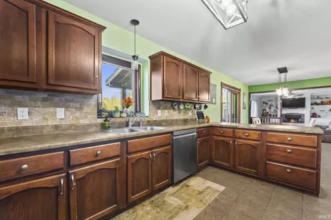 17411 Indianapolis Rd, Yoder, IN 46798 photo 12