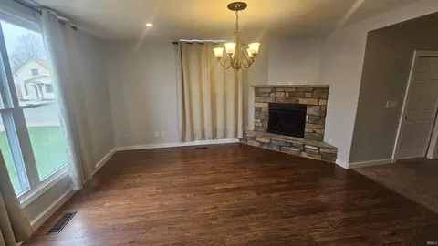 307 Earl St, Chalmers, IN 47929 photo 19