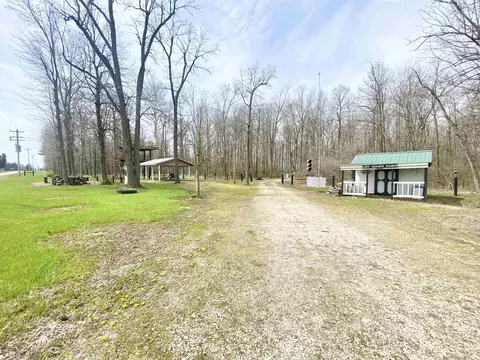 3268 S 400 W, Winchester, IN 47394