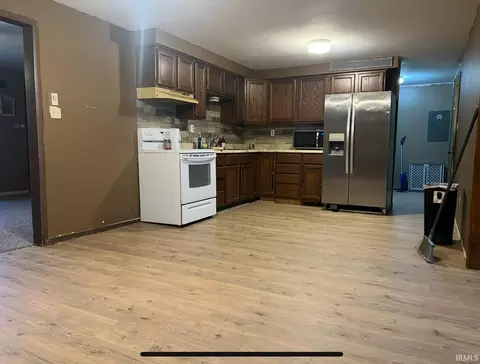 212 E Third St, Hazleton, IN 47640 photo 8