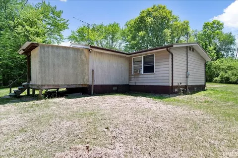 212 E Third St, Hazleton, IN 47640 photo 5
