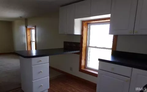 Kitchen - 1000 Upper Upton Rd, Mount Vernon, IN 47620 photo 2 of 5