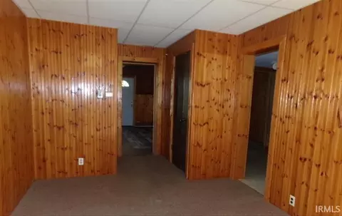 Entry Way - 1000 Upper Upton Rd, Mount Vernon, IN 47620 photo 1 of 2