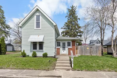 52 E Palmer St, Frankfort, IN 46041