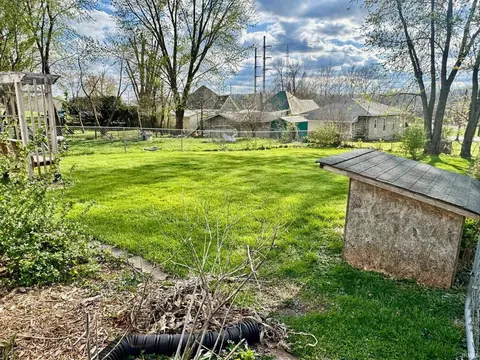 133 Lafayette Ave, Oolitic, IN 47451 photo 4