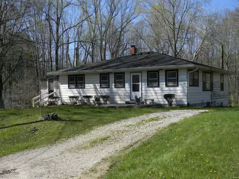 1137 Bucklew Rd, Spencer, IN 47460 photo 2