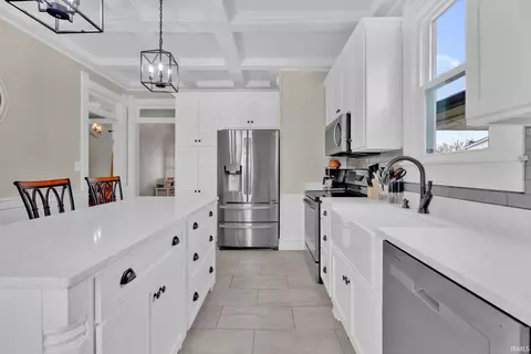 Kitchen - 703 W Brook St, Mitchell, IN 47446 photo 2 of 2